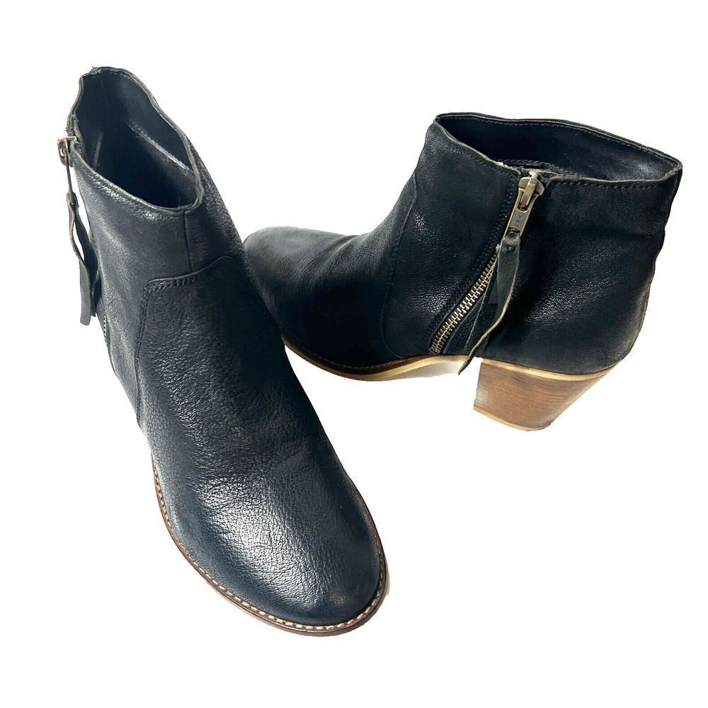Urban Outfitters Ankle Heel Bootie Womens 10 Black Leather Zip Up Comfort Casual